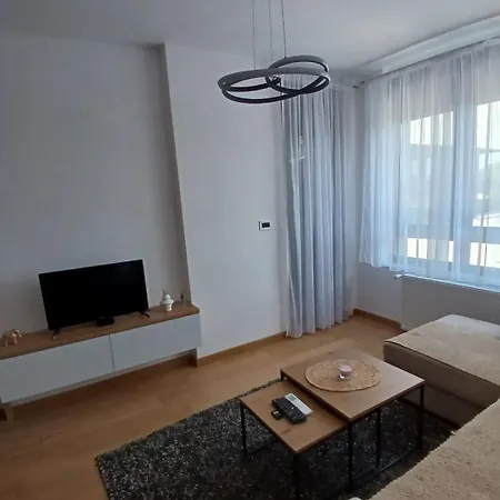 Apartment Paradiso - Besplatan Parking Novi Sad Exterior foto
