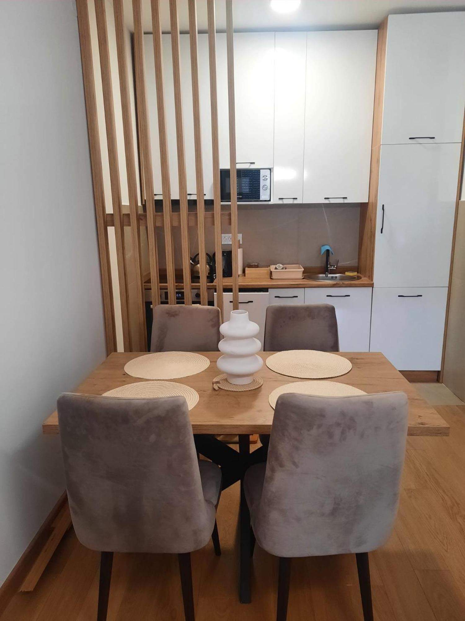 Apartament Paradiso - Besplatan Parking